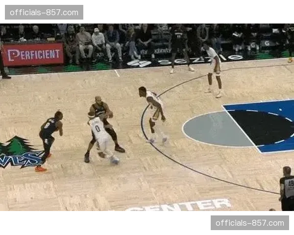 江苏外援布莱克尼独挑大梁 轮换阵容进攻发起高度集中